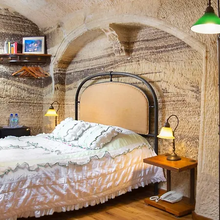 Hotel Terra Cave 2*