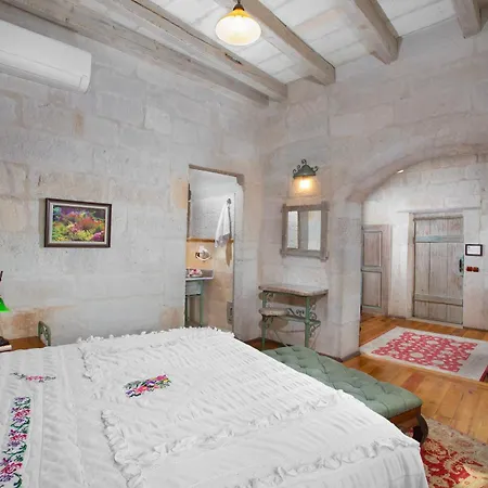 Otel Terra Cave 3*