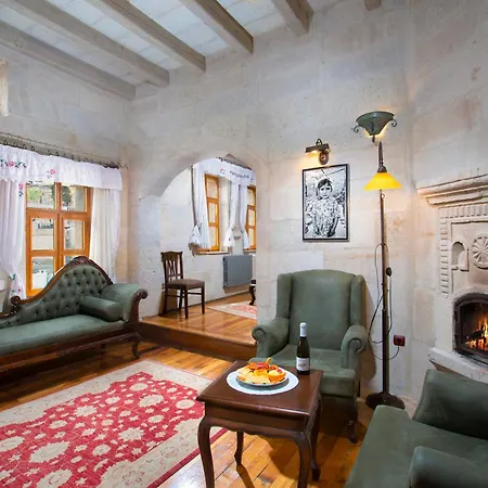 Terra Cave Otel 3*