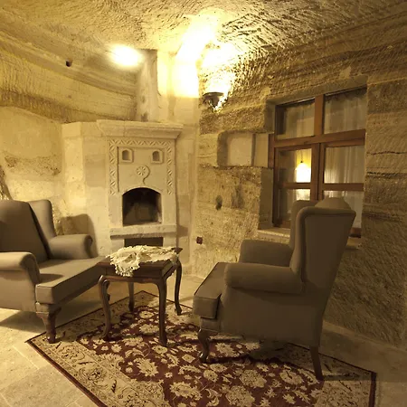 Terra Cave מלון